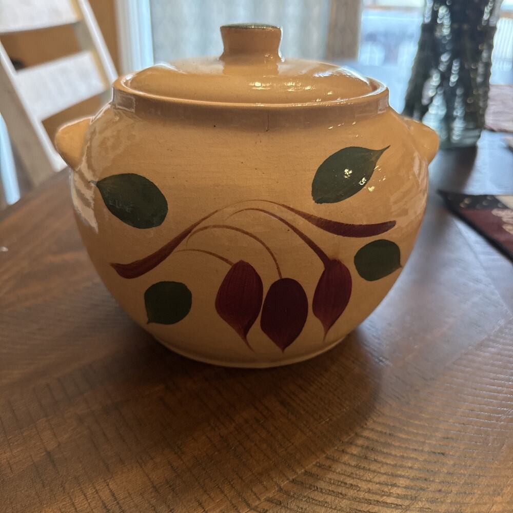 WATT POTTERY REDBUD TEAR DROP #76 BEAN POT/COOKIE JAR W/ LID